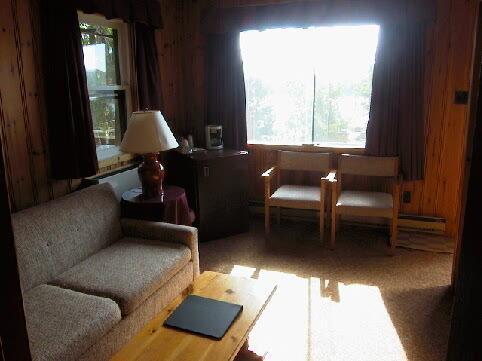 Pow Wow Point Lodge Huntsville Room photo